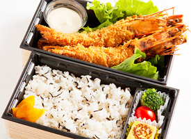 お届け当日に1つずつ丁寧に作ります。